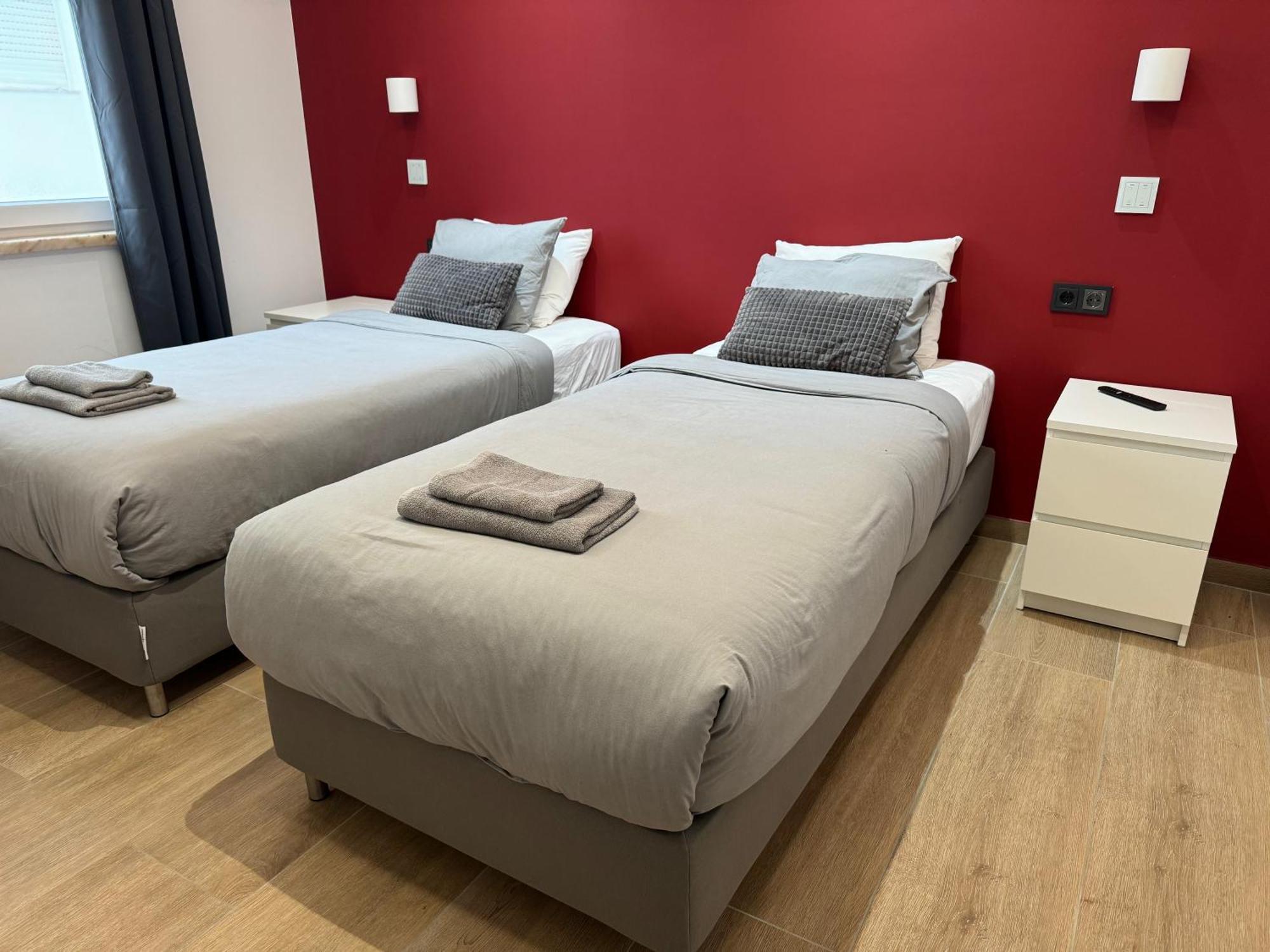 Apartment With A City And Ocean View Лагос Екстериор снимка